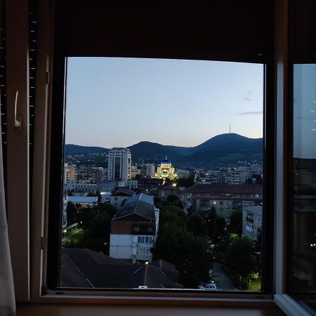 Cosy 2-Bedroom Apartment With An Amazing Panorama Дева Екстериор снимка