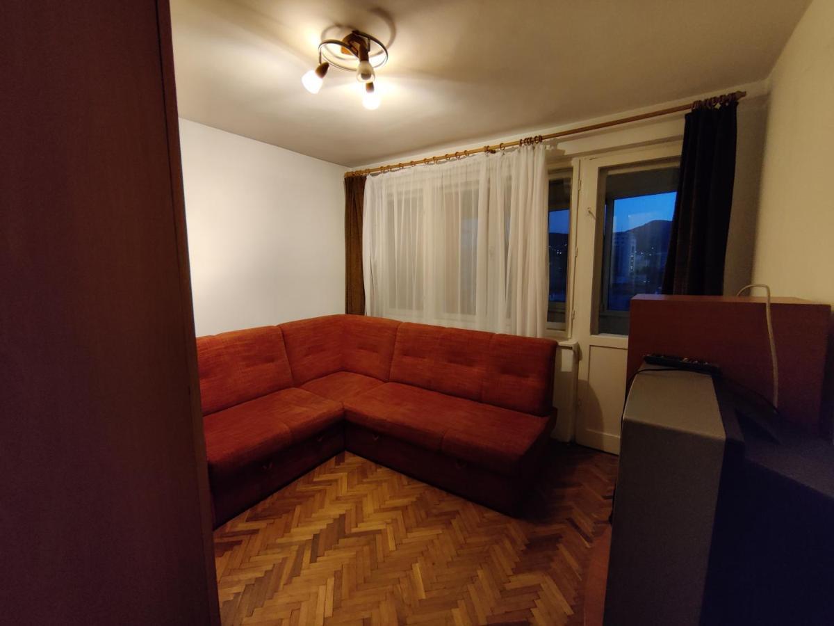 Cosy 2-Bedroom Apartment With An Amazing Panorama Дева Екстериор снимка